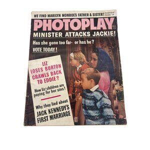 Photoplay Magazine December 1962 Elizabeth Taylor Cover Vintage Collectible